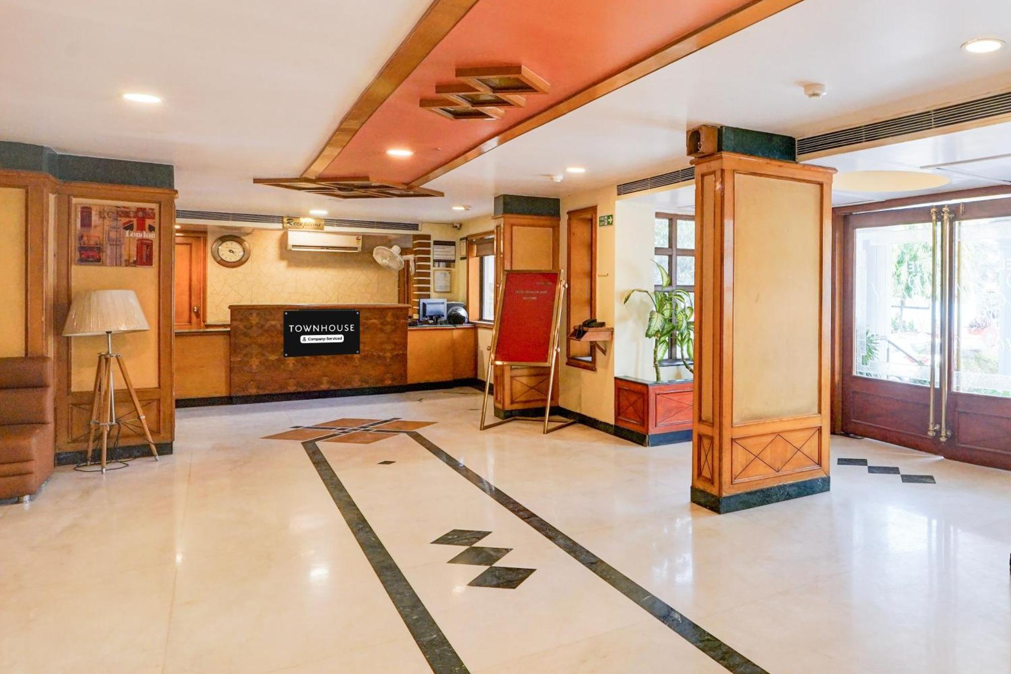 Super Townhouse Subhash Nagar Formerly Royal Palazzo Jaipur Exterior photo